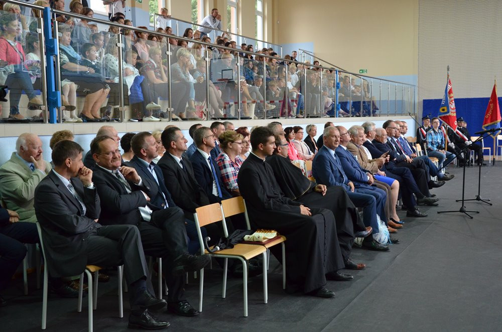 Nowy rok szkolny po reformie oświaty. W Sierakowicach stawiają na integrację uczniów