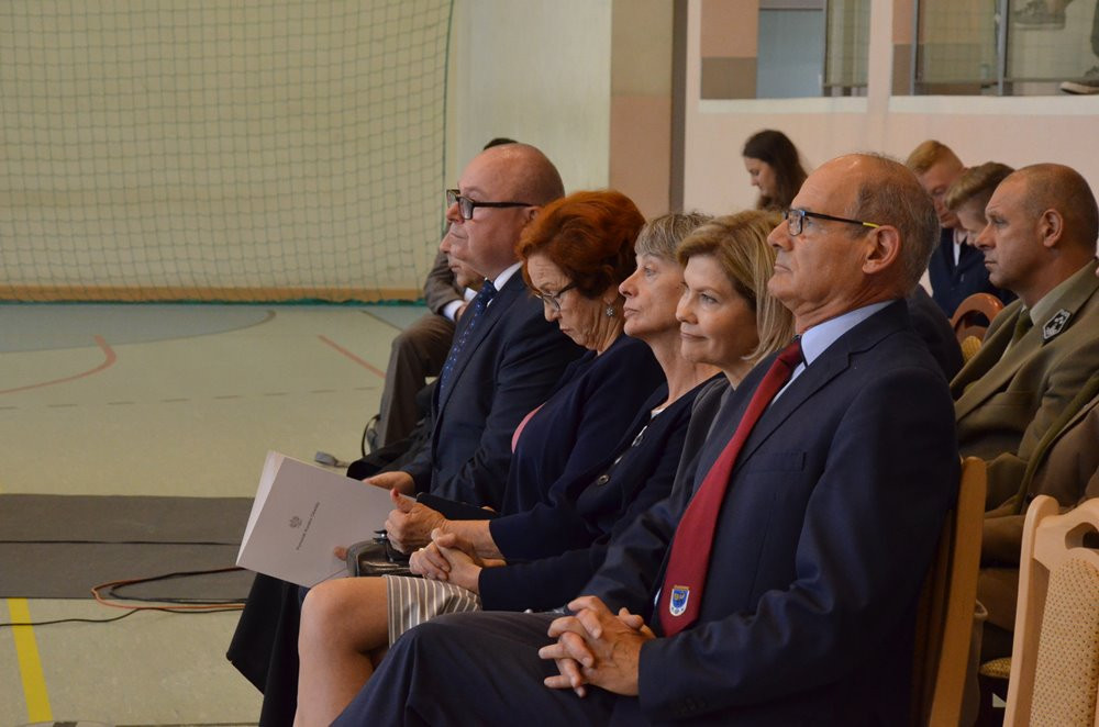 Nowy rok szkolny po reformie oświaty. W Sierakowicach stawiają na integrację uczniów