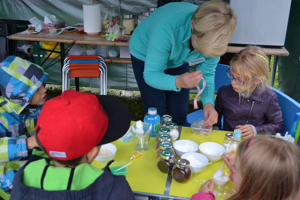 Żukowo. Świeto pstrąga i lipienia, czyli rodzinna zabawa przy muzyce i z rybnymi potrawami