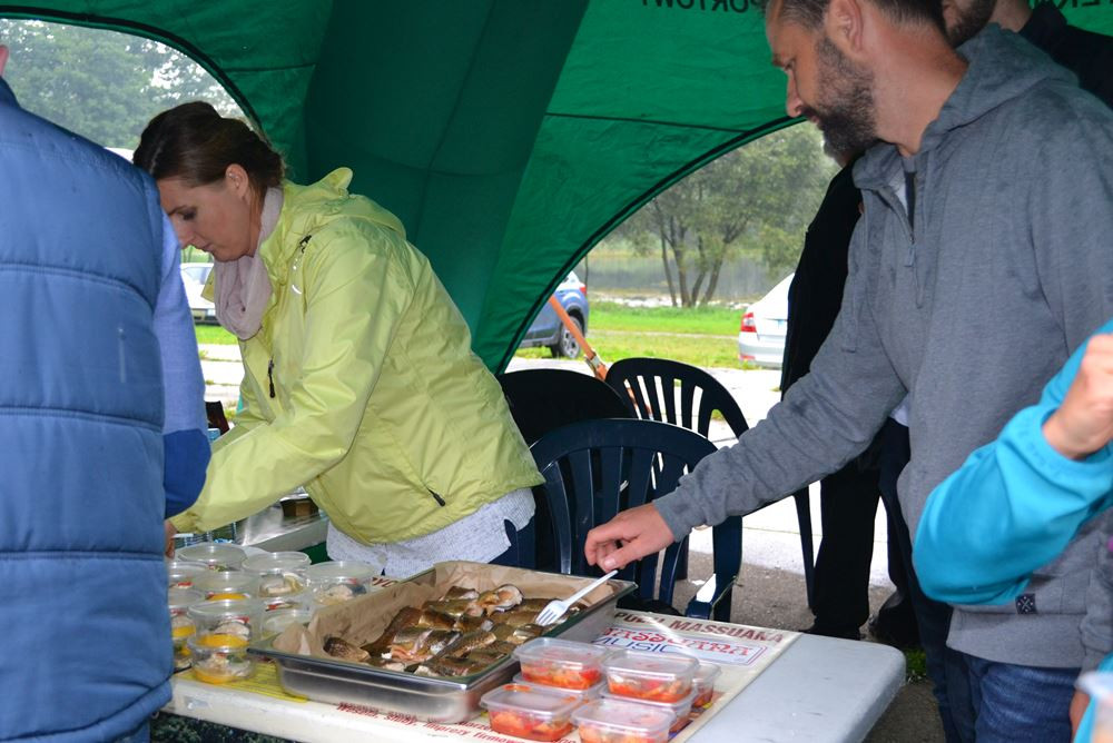 Żukowo. Świeto pstrąga i lipienia, czyli rodzinna zabawa przy muzyce i z rybnymi potrawami
