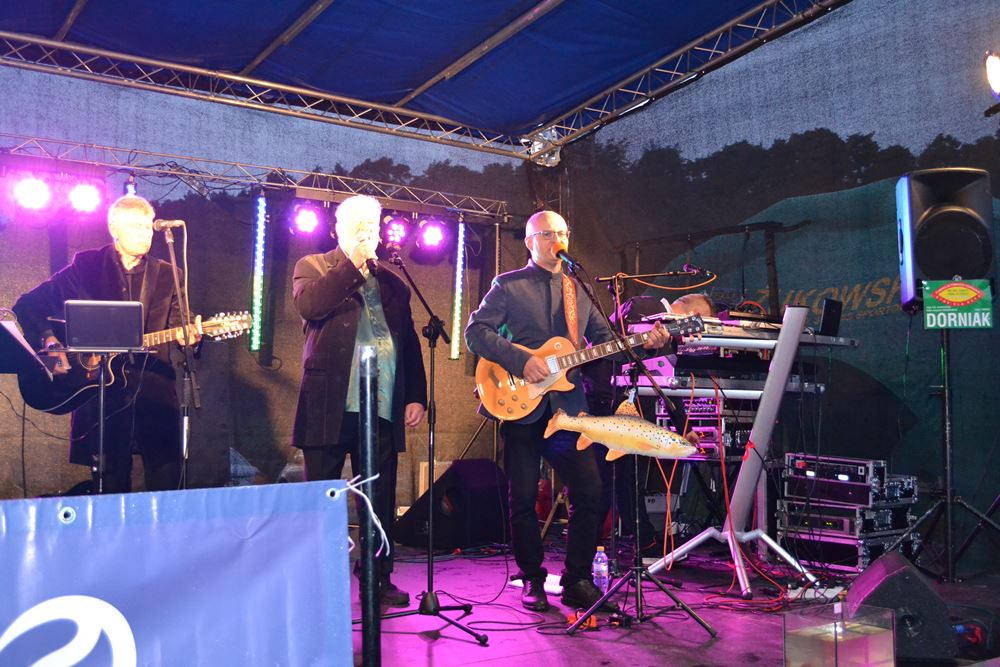 Żukowo. Świeto pstrąga i lipienia, czyli rodzinna zabawa przy muzyce i z rybnymi potrawami