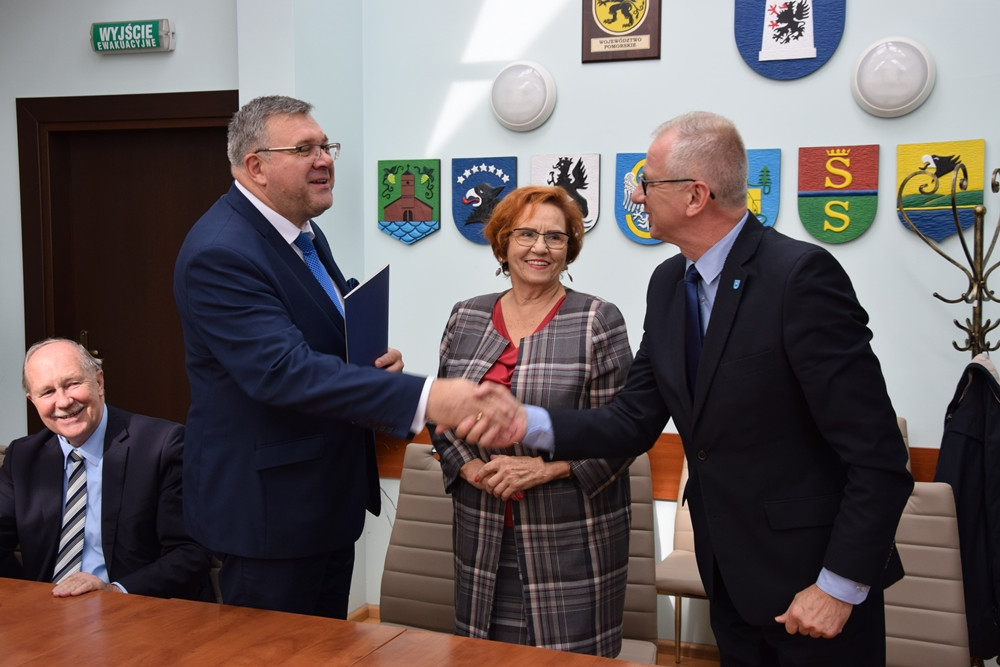 Cztery busy dla niepełnosprawnych trafią do Chmielna, Kartuz, Starkowej Huty i Szklanej