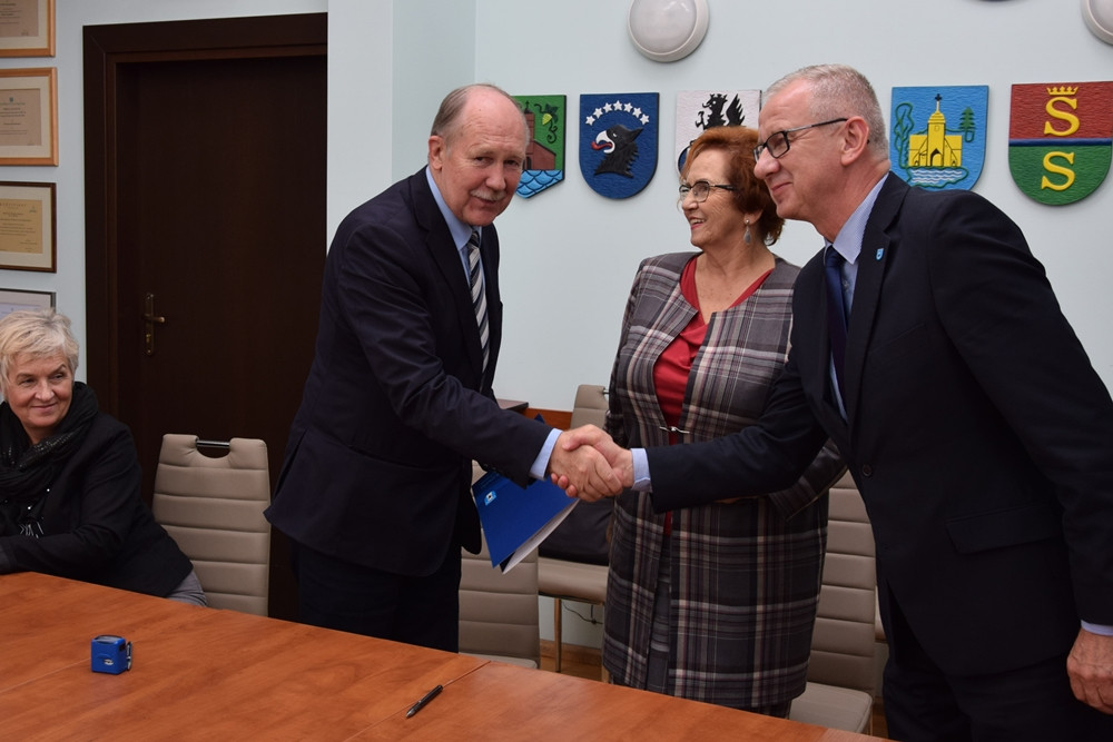 Cztery busy dla niepełnosprawnych trafią do Chmielna, Kartuz, Starkowej Huty i Szklanej