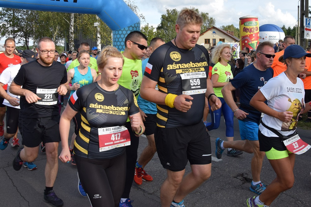 Kiełpino. Bieg Arasmusa: doskonała rodzinna zabawa i zacięta rywalizacja najlepszych biegaczy