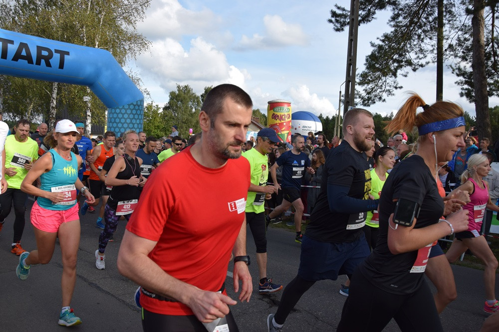 Kiełpino. Bieg Arasmusa: doskonała rodzinna zabawa i zacięta rywalizacja najlepszych biegaczy