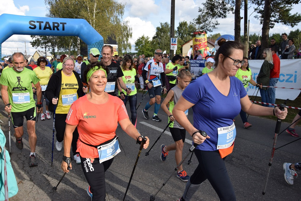 Kiełpino. Bieg Arasmusa: doskonała rodzinna zabawa i zacięta rywalizacja najlepszych biegaczy