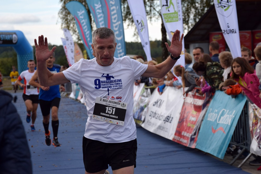 Kiełpino. Bieg Arasmusa: doskonała rodzinna zabawa i zacięta rywalizacja najlepszych biegaczy