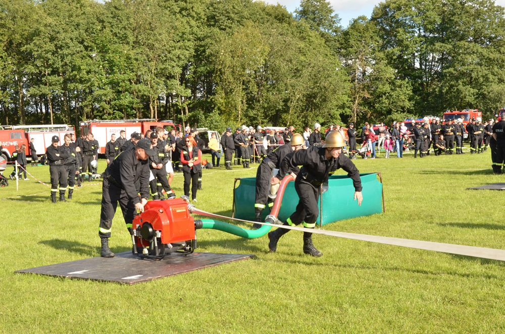 Chmielno. Druhowie z Czeczewa najlepsi w powiatowych zawodach strażackich