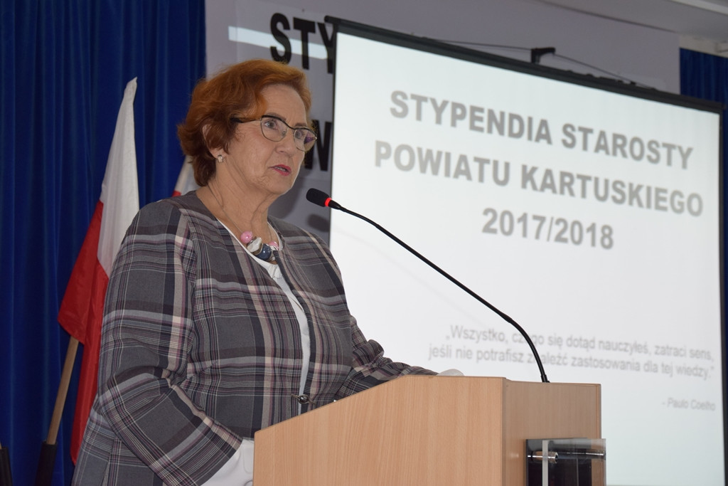 Powiat. 72 uczniów nagrodzonych stypendiami. Każdy otrzyma 800 zł