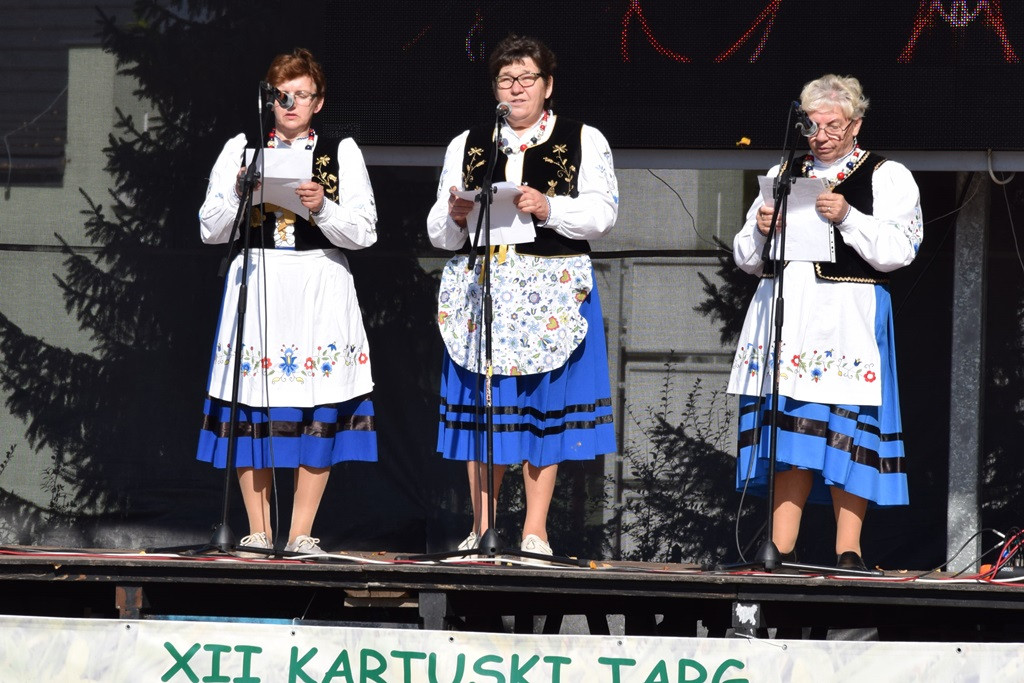 Kartuzy. Park Solidarności zamienił się w kolorowy targ z ekologicznymi produktami