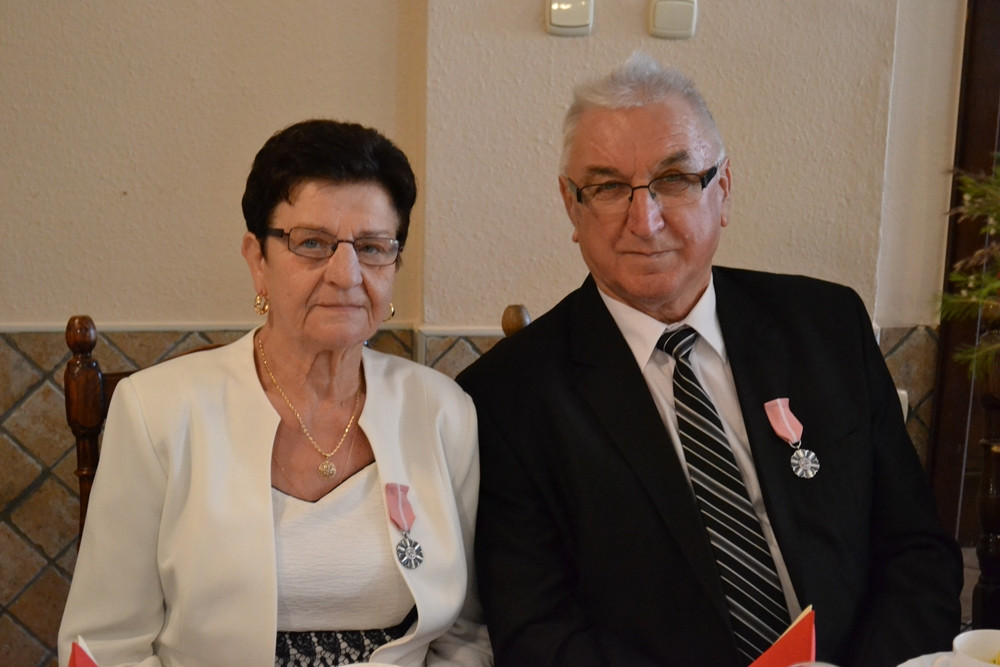 Somonino. Pary z 50-letnim i 60-letnim stażem świętowały jubileusze małżeńskie