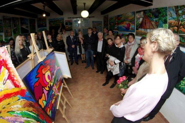 Kartuzy. W Muzeum Kaszubskim można podziwiać obrazy Stanisławy Neubauer