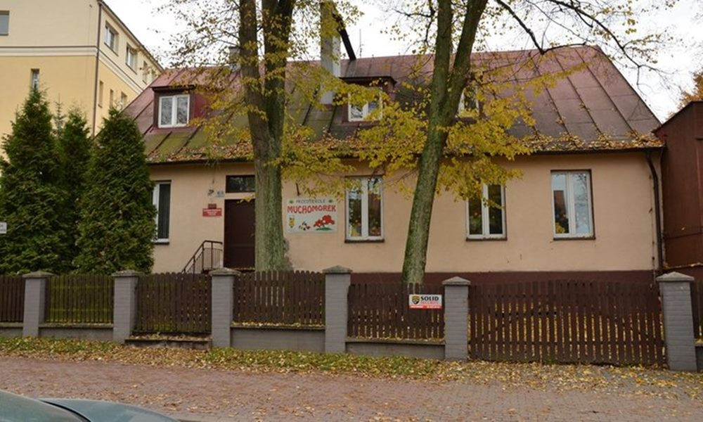 Kartuzy. Radni znów nie zgodzili się na sprzedaż budynku po dawnym przedszkolu