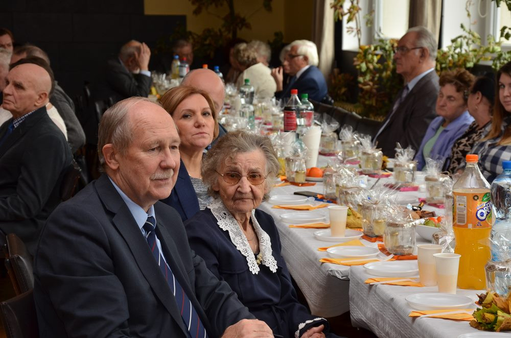 Chmielno. Seniorzy z pięciu sołectw biesiadowali w Domu Kultury