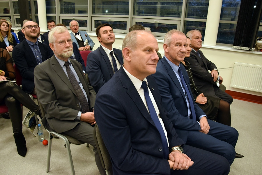 Gala Przedsiębiorcy Powiatu Kartuskiego. Firma FB-Jelcz z Chwaszczyna z główną nagrodą