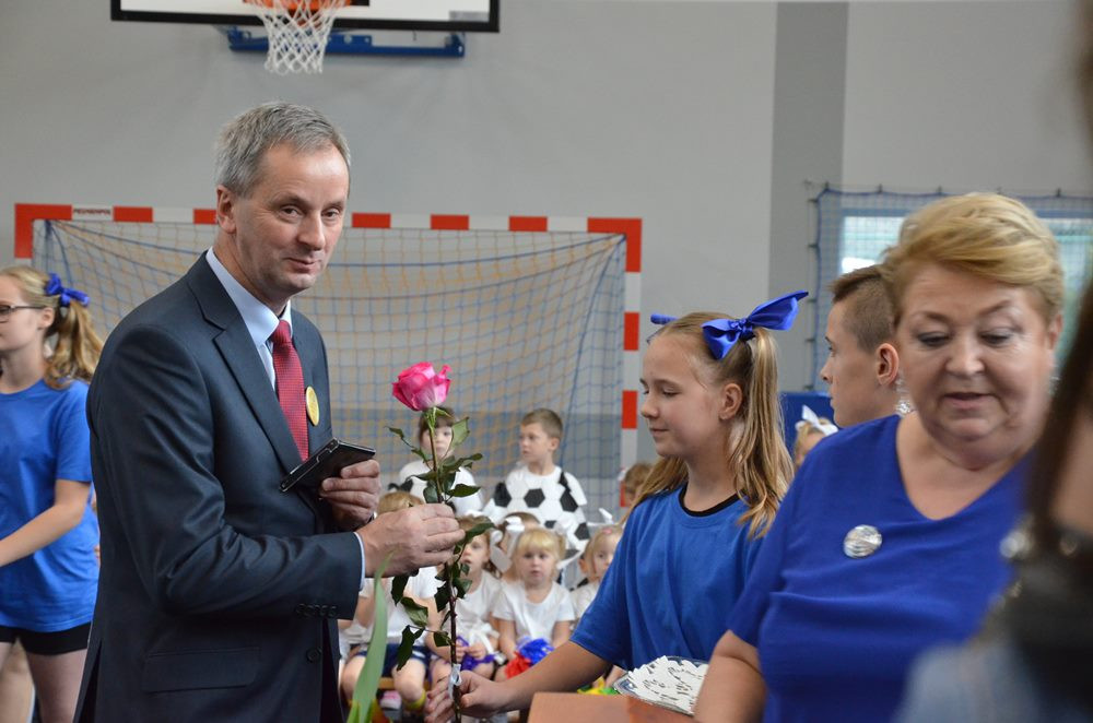 Borzestowo. Otwarto nową salę gimnastyczną. Czekali na nią wiele lat