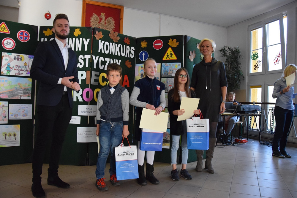 Żukowo. Bezpieczeństwo na drodze na rysunkach najmłodszych