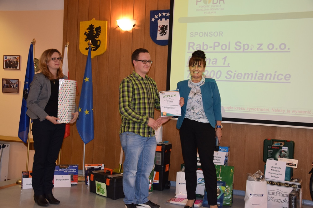 Tomasz Płotka z Puzdrowa zwycięzcą powiatowej Olimpiady Producentów Rolnych