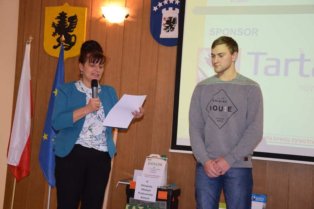 Tomasz Płotka z Puzdrowa zwycięzcą powiatowej Olimpiady Producentów Rolnych