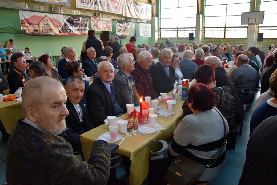 Przodkowska Biesiada Seniorów. Setki gości, życzenia i dzielenie się opłatkiem