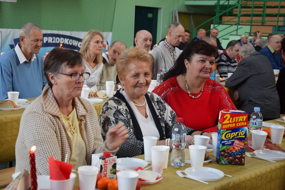 Przodkowska Biesiada Seniorów. Setki gości, życzenia i dzielenie się opłatkiem
