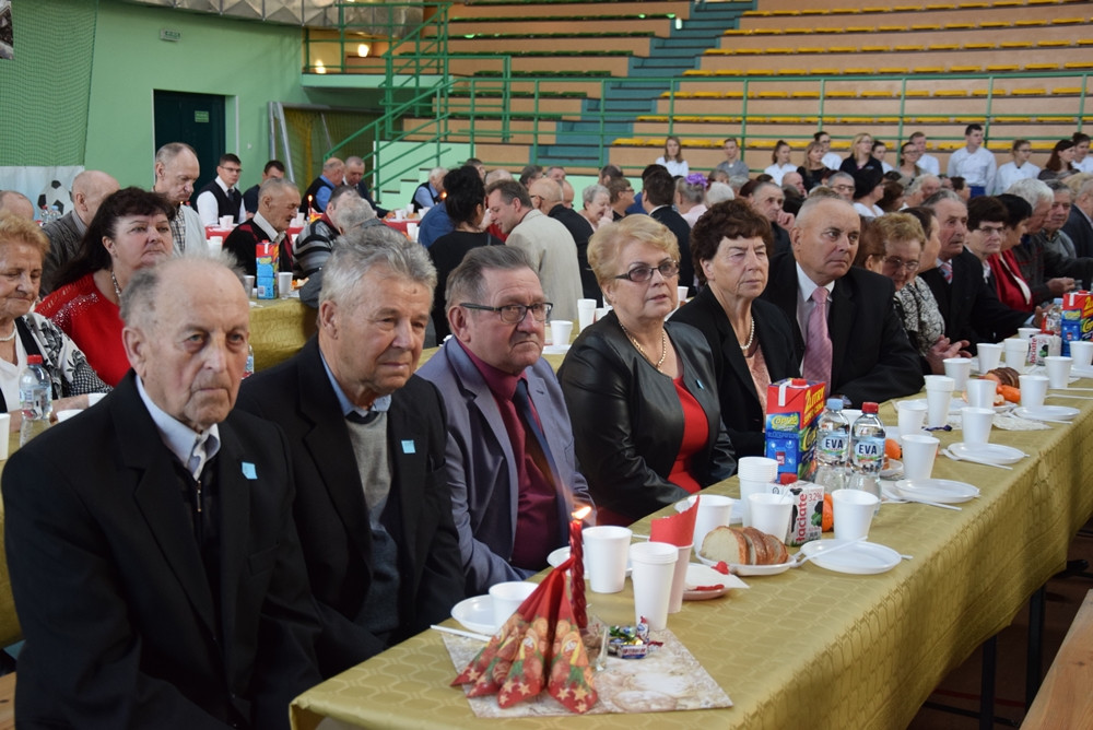 Przodkowska Biesiada Seniorów. Setki gości, życzenia i dzielenie się opłatkiem