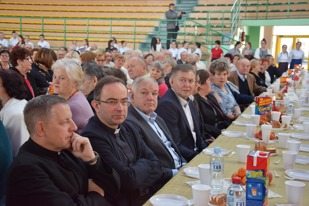 Przodkowska Biesiada Seniorów. Setki gości, życzenia i dzielenie się opłatkiem