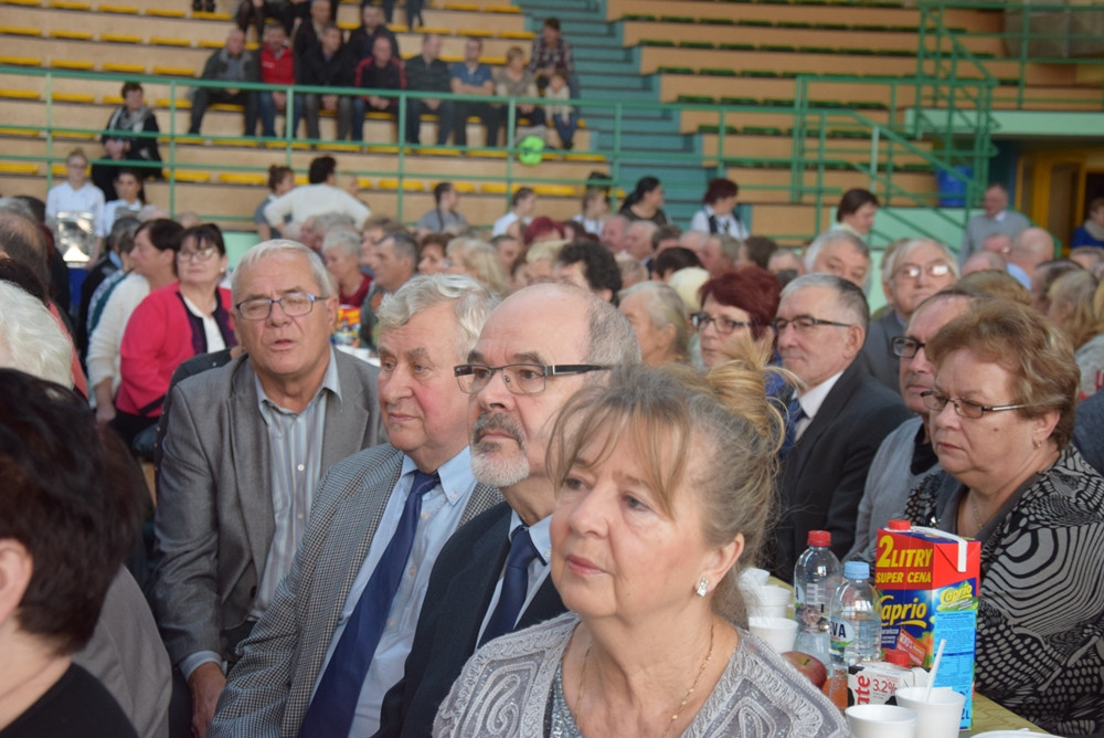 Przodkowska Biesiada Seniorów. Setki gości, życzenia i dzielenie się opłatkiem