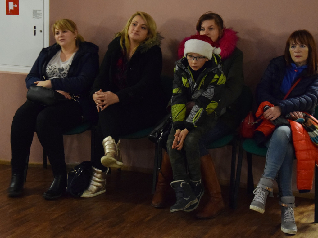 Mikołaj w Kartuskim Centrum Kultury rozdawał prezenty i zachęcał do zabawy