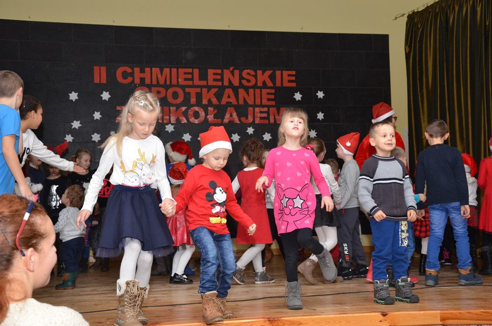 Chmielno. Warsztaty plastyczne, kulinarne, konkursy i wesołe spotkanie z Mikołajem