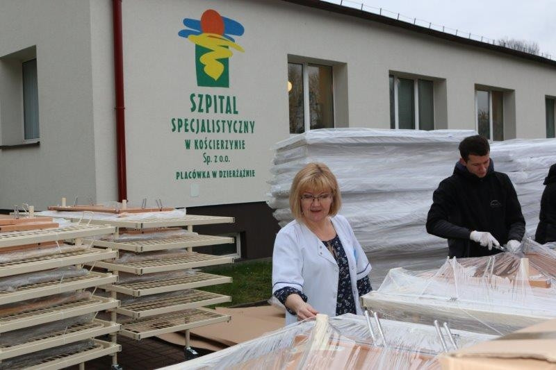 Dzierżążno. Łóżka dla dzieci, fotele dla rodziców - szpital zyskał nowy sprzęt