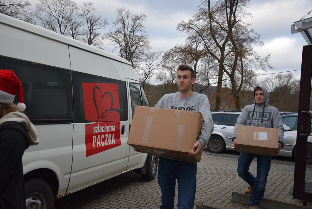 Kartuzy. Finał Szlachetnej Paczki. W akcji wzięli udział m.in. marynarze z Gdyni