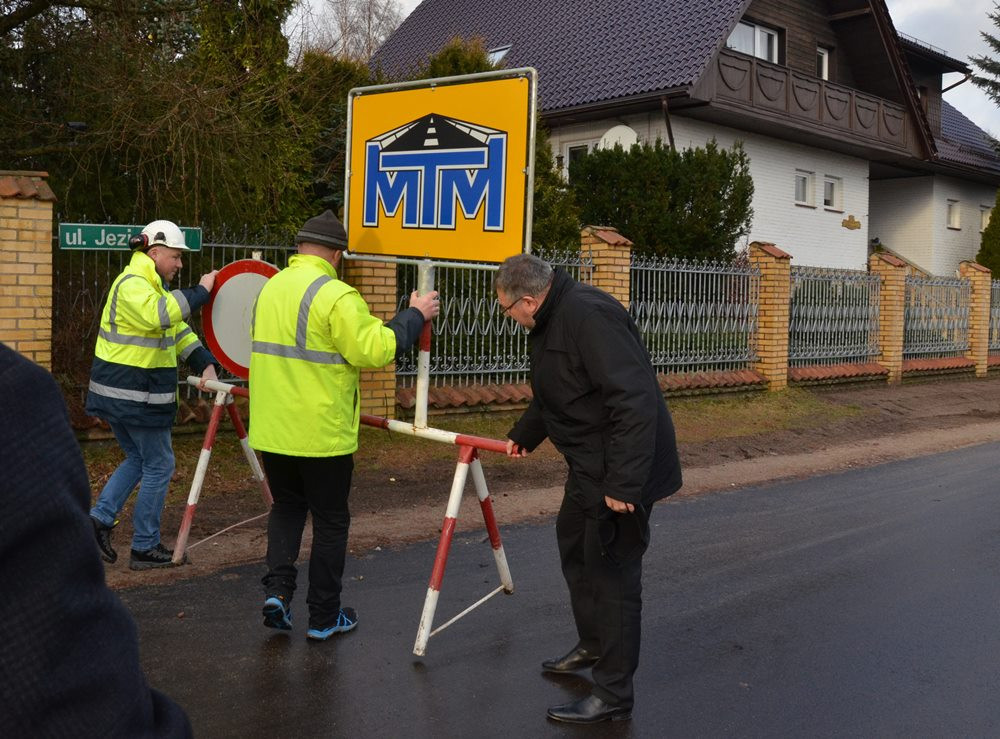 Otwarto zmodernizowaną drogę Borowo - Sitno