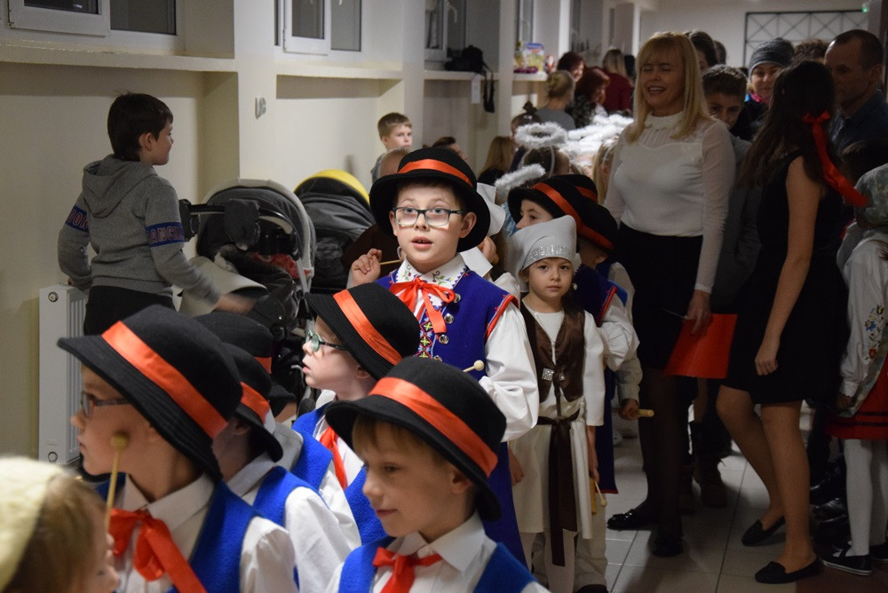 Kartuzy. Tłumnie na Świątecznym Kiermaszu w SP nr 1