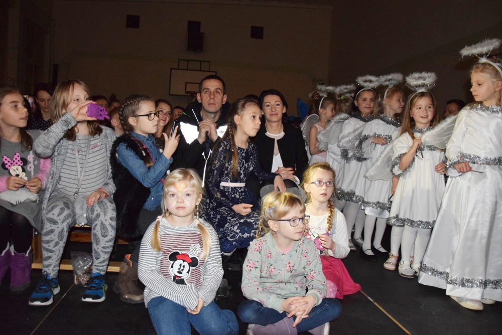 Kartuzy. Tłumnie na Świątecznym Kiermaszu w SP nr 1