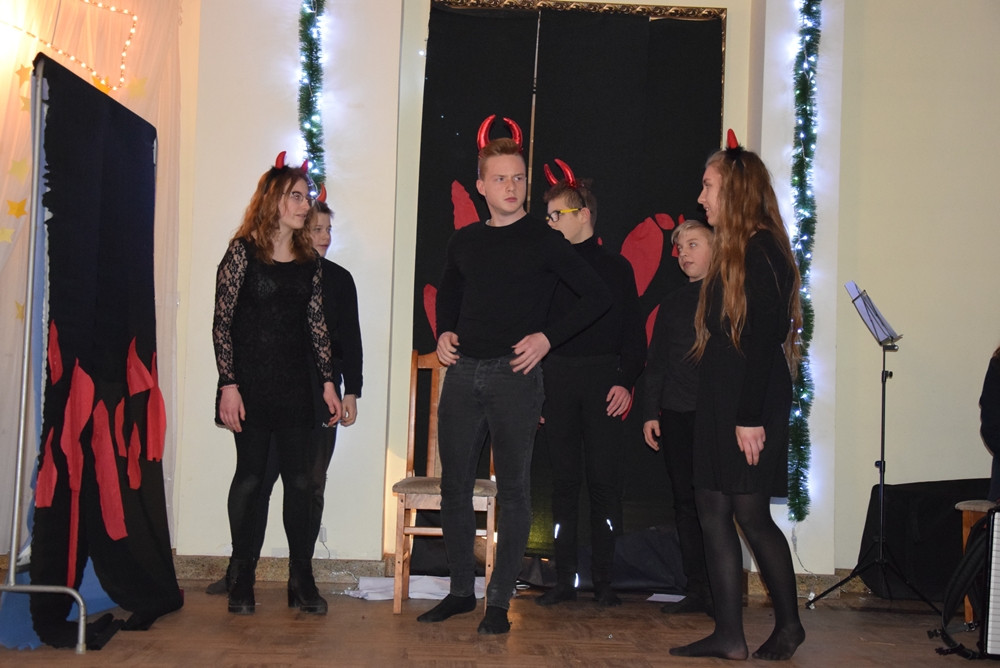 Wspaniałe jasełka i spotkanie opłatkowe kartuskiego 