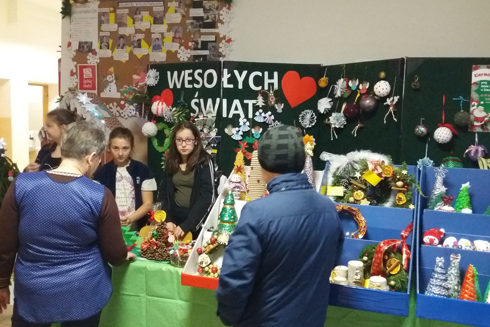 Żukowo. Kiermasz Świąteczny dla Wiesława Doliny