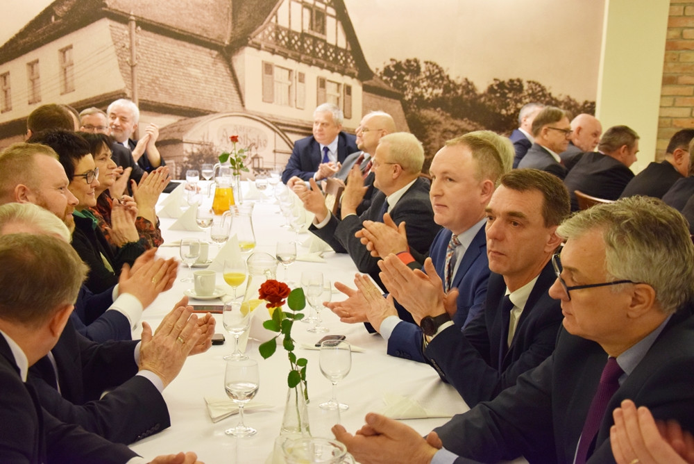 Kartuzy. Samorządowe spotkanie noworoczne. Były życzenia i podziękowania