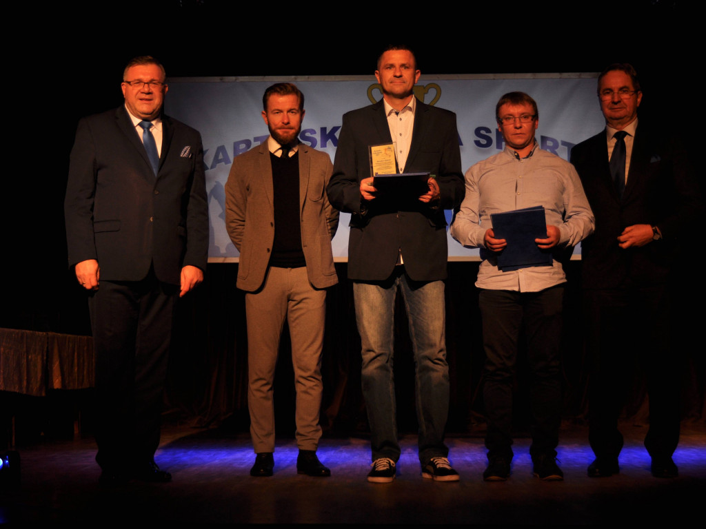 Sportowcy, trenerzy, działacze nagrodzeni na II Kartuskiej Gali Sportu