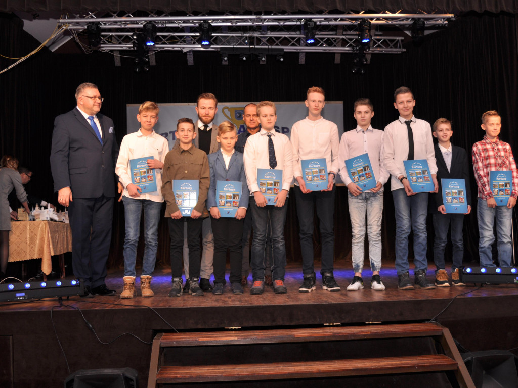 Sportowcy, trenerzy, działacze nagrodzeni na II Kartuskiej Gali Sportu