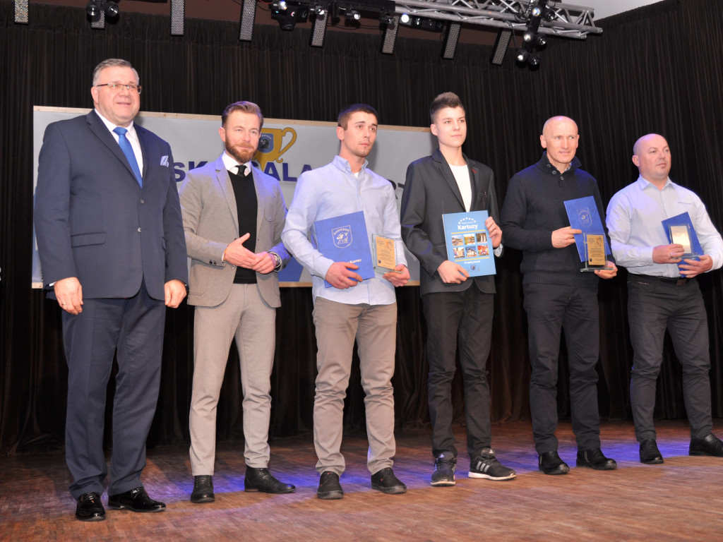 Sportowcy, trenerzy, działacze nagrodzeni na II Kartuskiej Gali Sportu