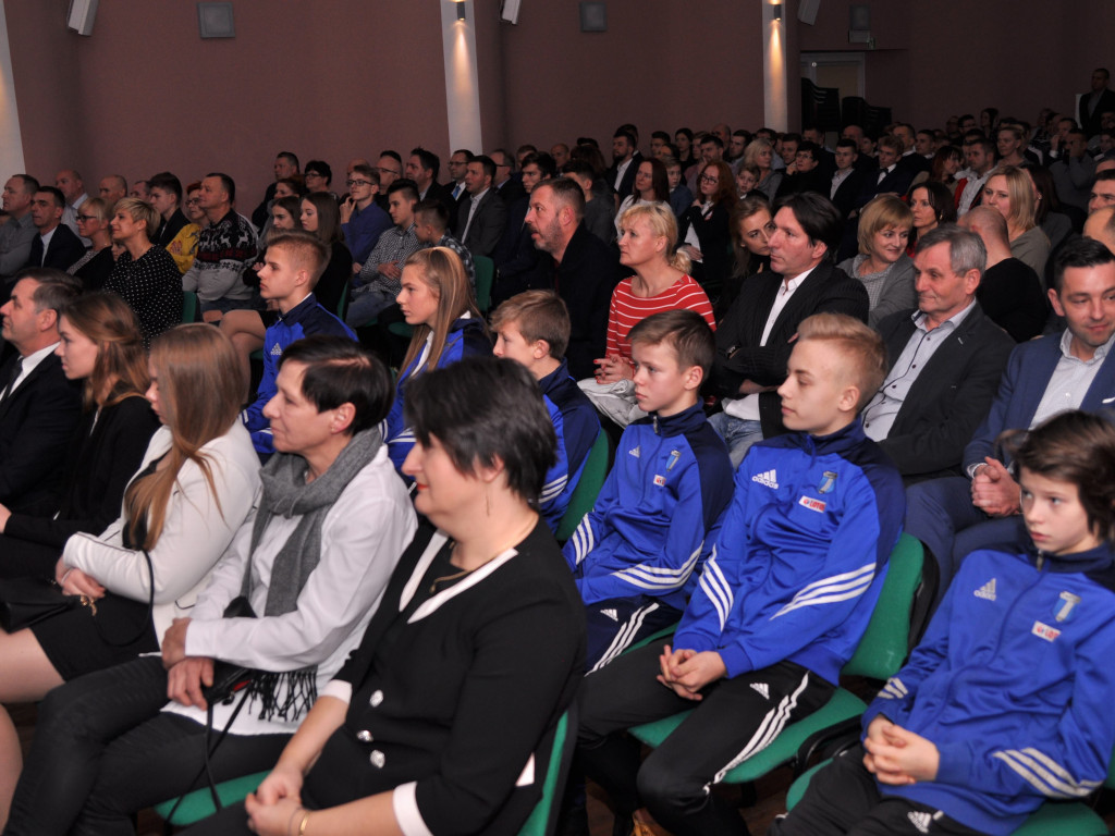 Sportowcy, trenerzy, działacze nagrodzeni na II Kartuskiej Gali Sportu