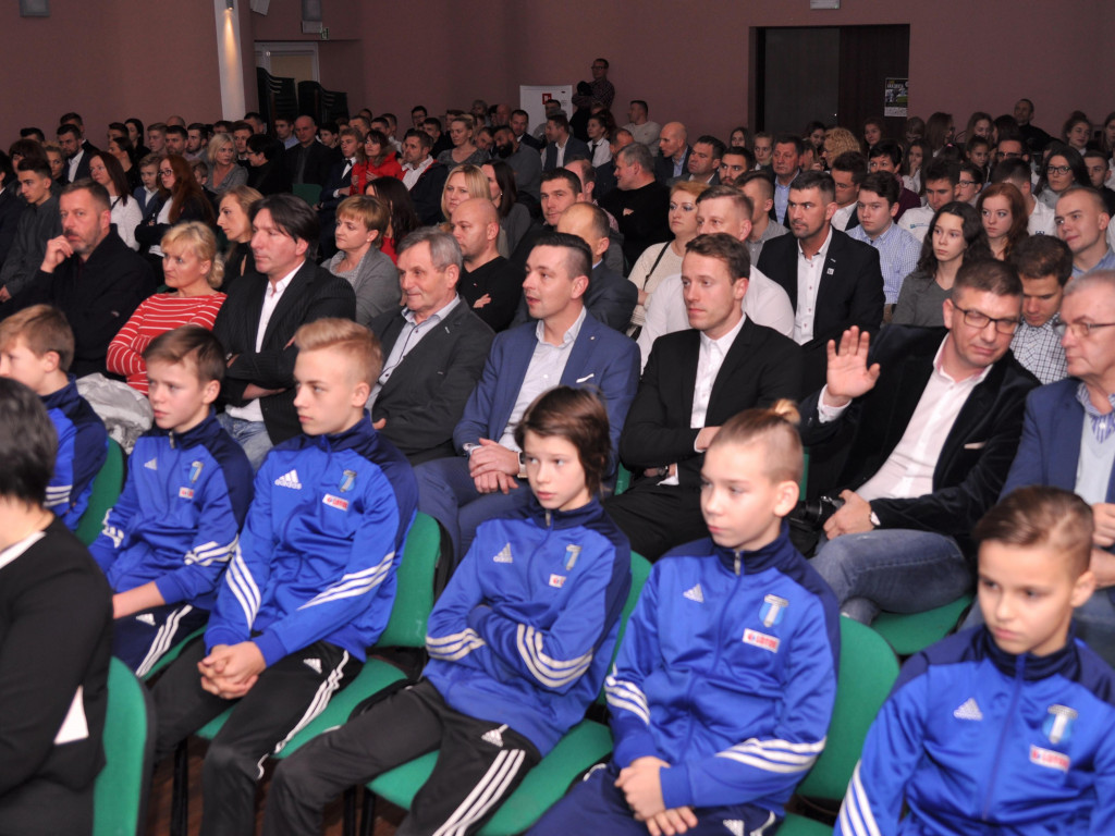 Sportowcy, trenerzy, działacze nagrodzeni na II Kartuskiej Gali Sportu