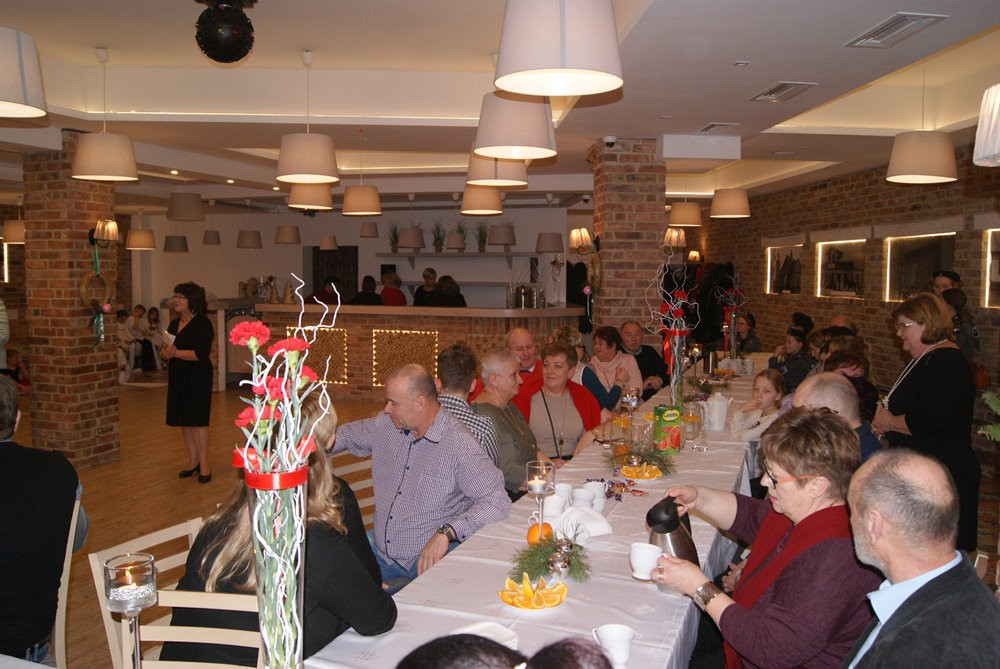 Wieczornica bożonarodzeniowa w Kiełpinie z poruszającymi, świątecznymi opowieściami