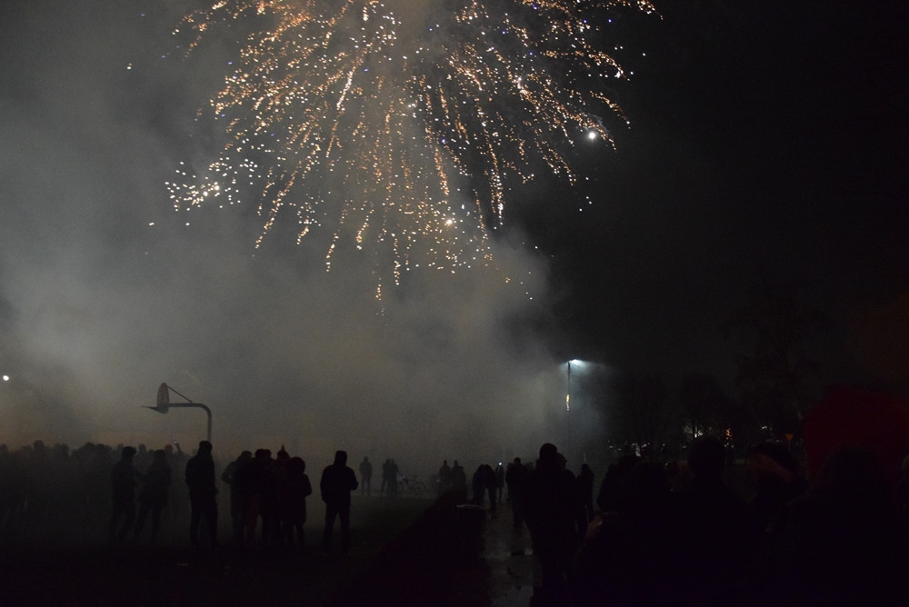 Kartuzy. Mieszkańcy powitali 2018 rok w Parku Solidarności