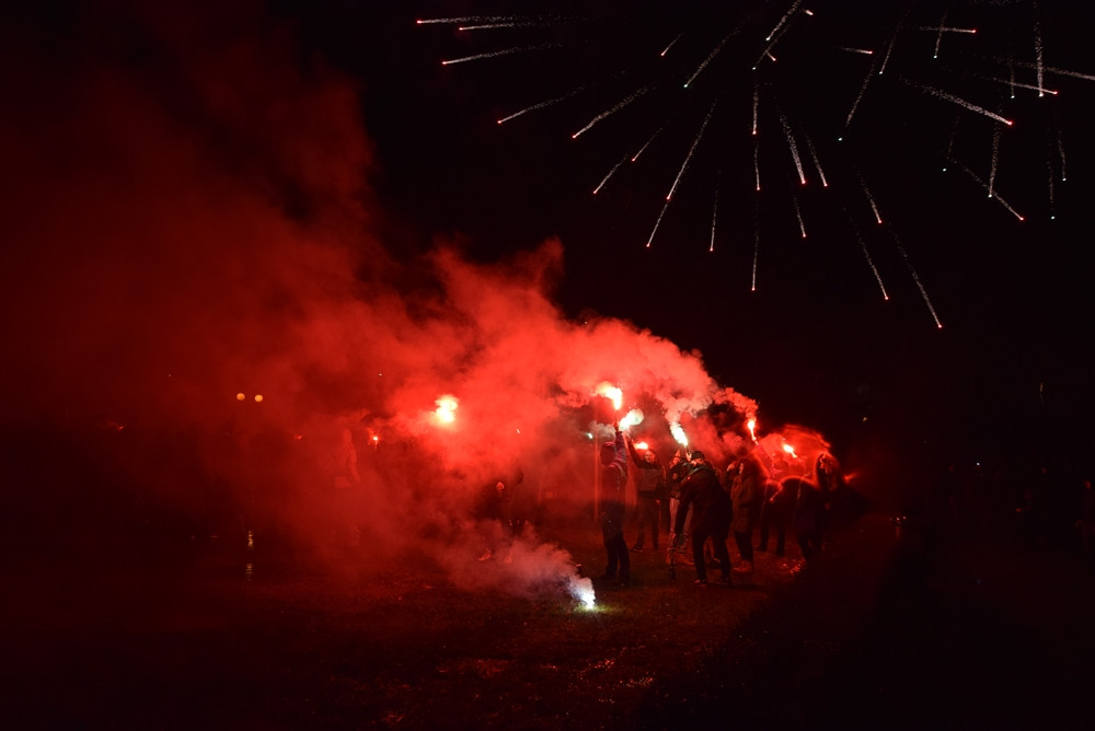 Kartuzy. Mieszkańcy powitali 2018 rok w Parku Solidarności
