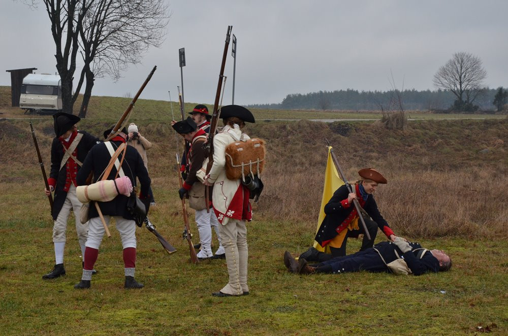 Węsiory. Inscenizacja walk z czasów amerykańskiej wojny o niepodległość
