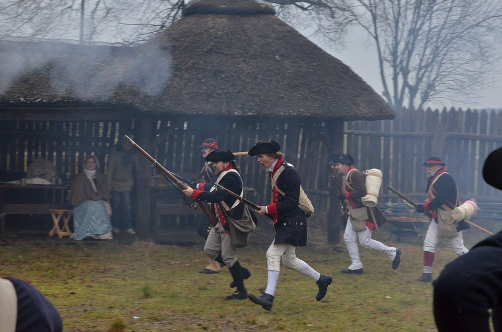 Węsiory. Inscenizacja walk z czasów amerykańskiej wojny o niepodległość