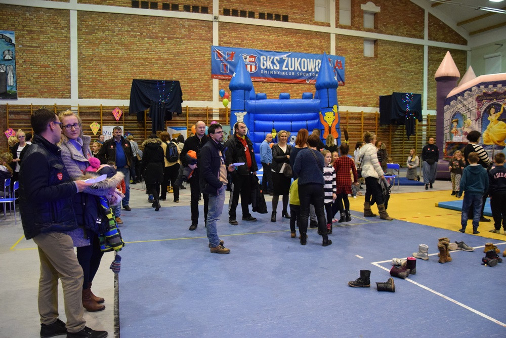 Żukowski finał WOŚP ze sporą frekwencją. Ciekawe aukcje, bieg i dużo atrakcji