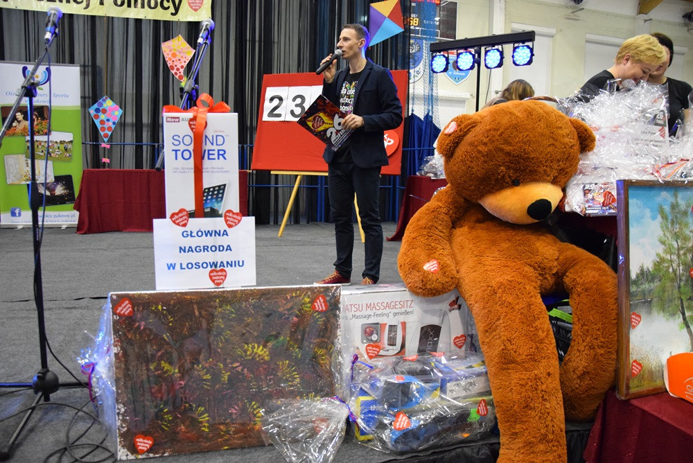 Żukowski finał WOŚP ze sporą frekwencją. Ciekawe aukcje, bieg i dużo atrakcji